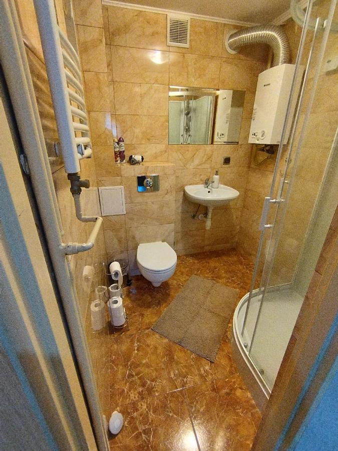 Apartament Przy Dworcu W Sanoku Ngoại thất bức ảnh