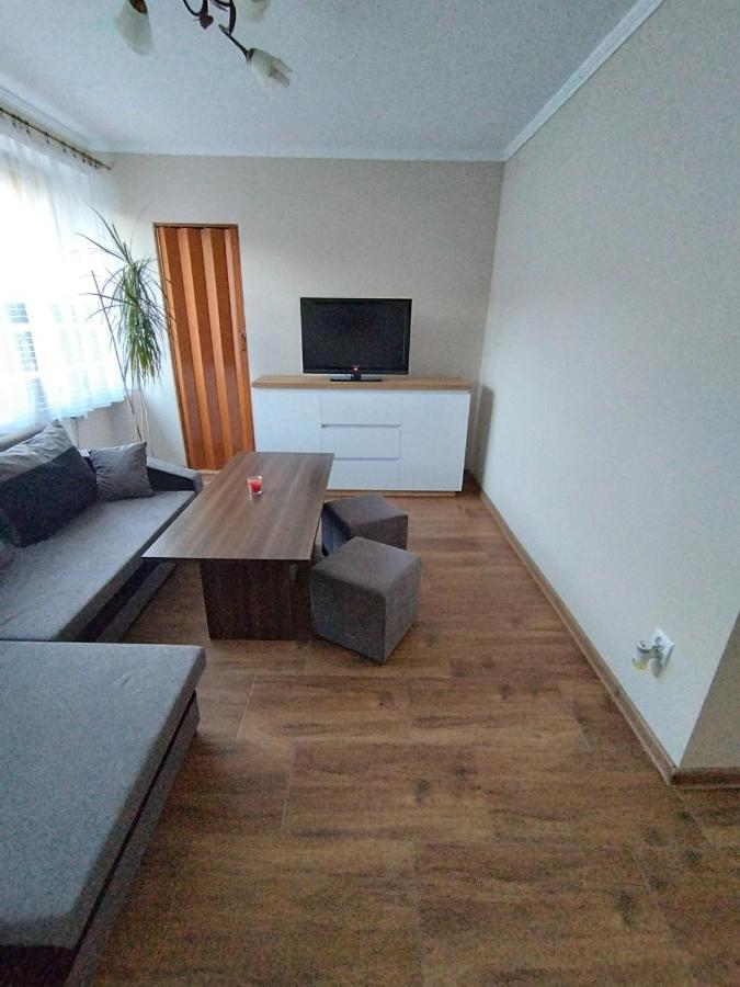 Apartament Przy Dworcu W Sanoku Ngoại thất bức ảnh
